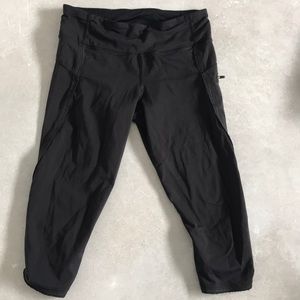 Lululemon cropped leggings